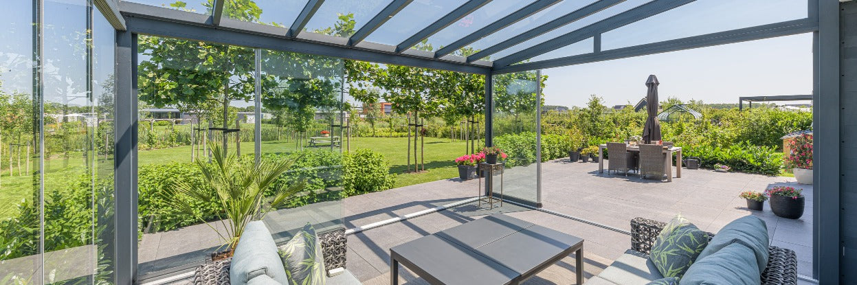 Terrasoverkapping met glazen dak